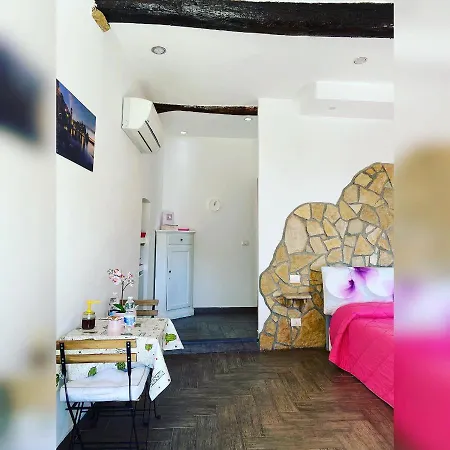 Trilogy Guest house La Spezia
