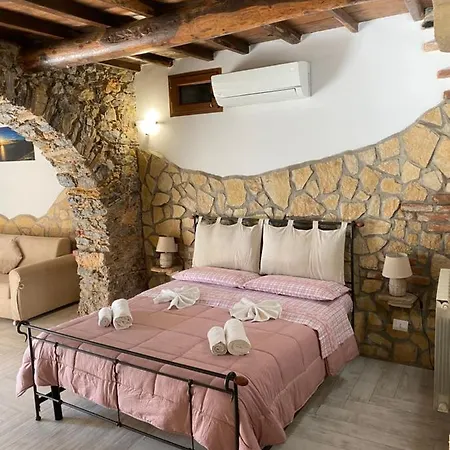 Trilogy Guest house La Spezia
